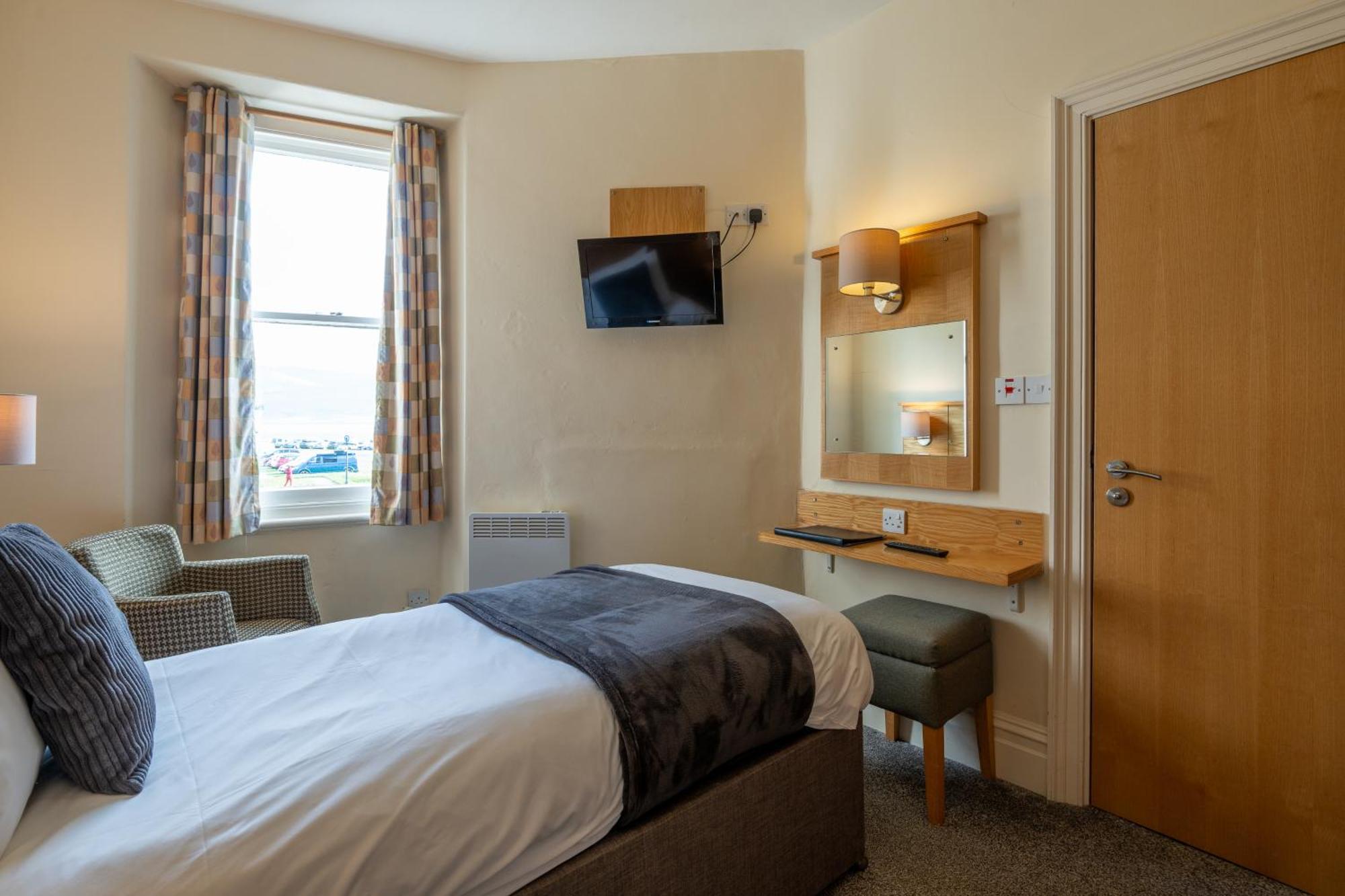 Hotel Castle Court à Beaumaris Extérieur photo